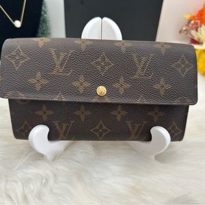 Authentic Portefeuille Sarah Monogram Wallet